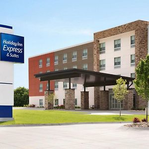 Holiday Inn Express & Suites - Lancaster - Mount Joy, An Ihg Hotel